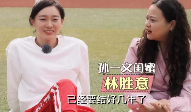 叶家旁系分支成员听到这话，一个个都气炸了。